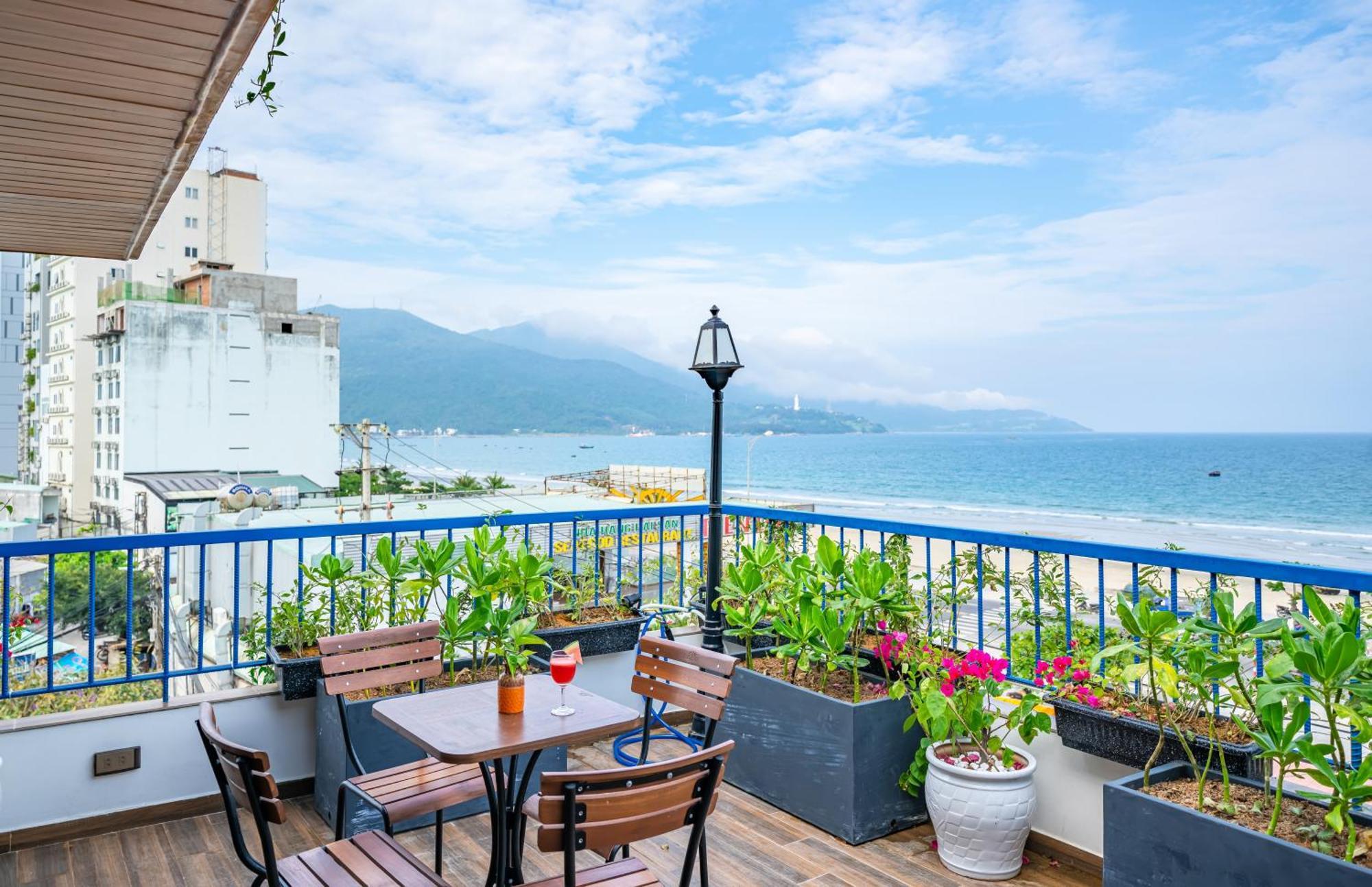 Cani Beach House Da Nang Bagian luar foto